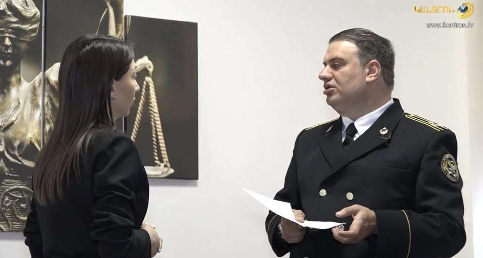 «Հանցանքի հետքով» հաղորդաշարի անդրադարձը Հայաստանում առաջին անգամ իրականացված «Երեխայի միջազգային առևանգման քաղաքացիական մոտեցումների մասին» Հաագայի կոնվենցիայի շրջանակում կայացված դատական ակտի հարկադիր կատարման