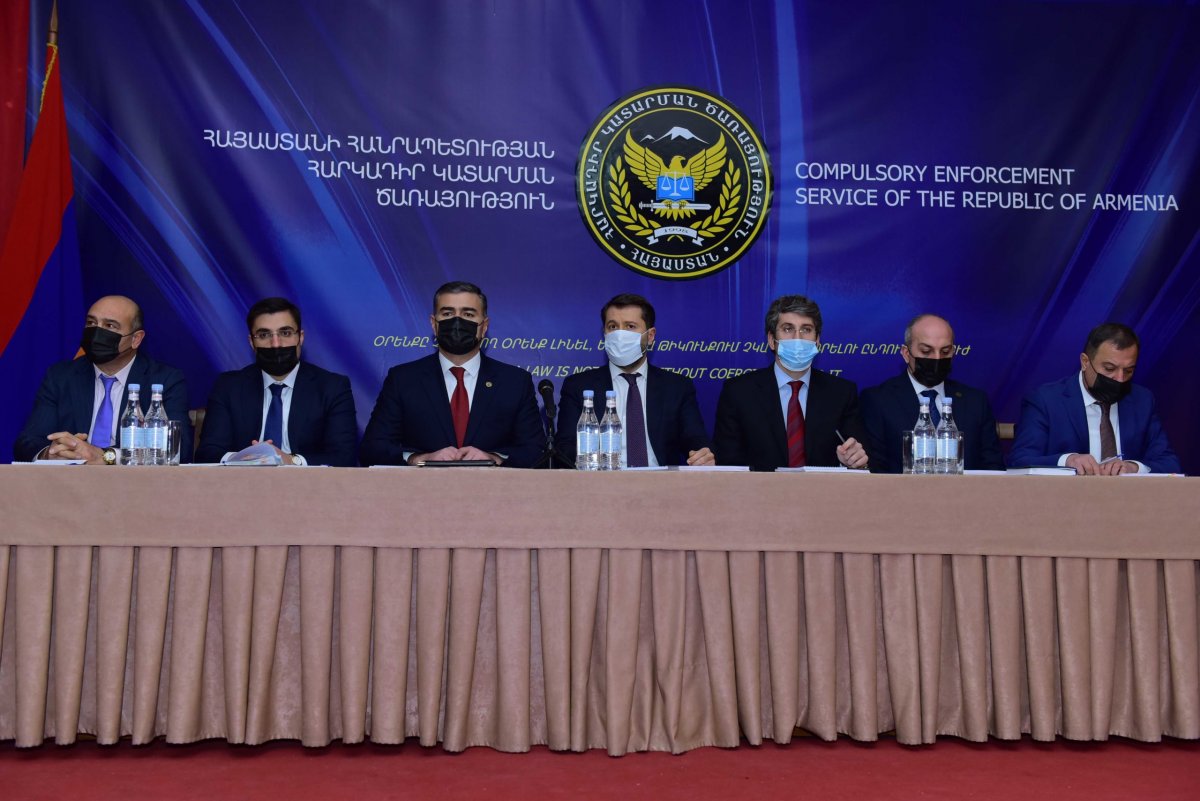 Итоговое отчетное совещание: Служба обеспечения принудительного исполнения подвела итоги деятельности за 2021 год