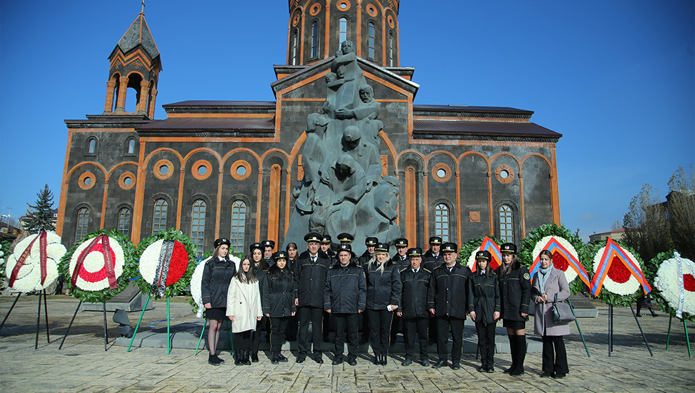 The employees of the Service paid tribute to the memory of victims of the Earthquake