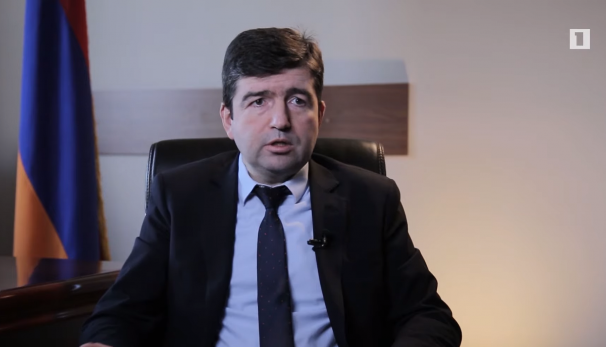 Գլխավոր հարկադիր կատարողի տեղակալ Արամ Կարախանյանի մեկնաբանությունը Հանրային հեռուստաընկերության «Մեկ պատուհան» հաղորդմանը