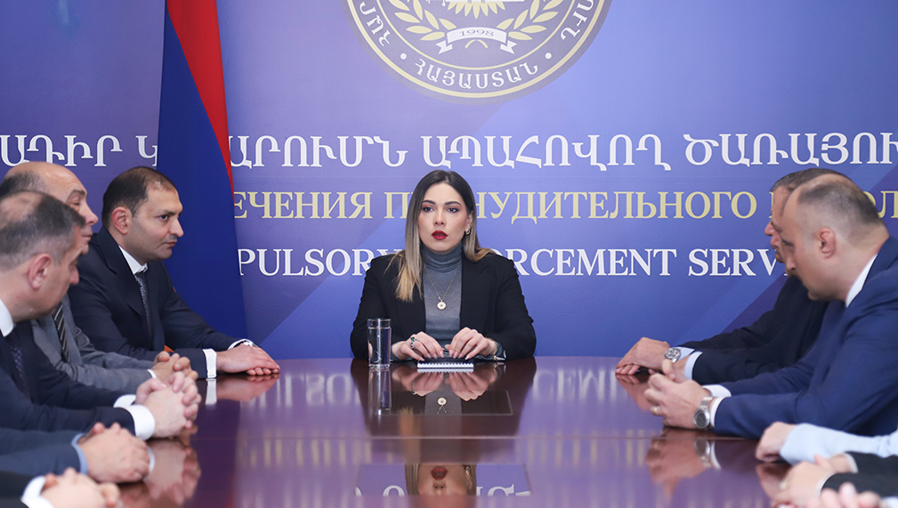 Minister of Justice Srbuhi Galyan introduced the newly appointed Chief Enforcement Officer Siro Amirkhanyan