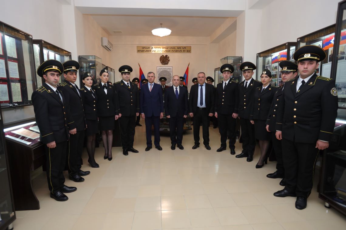 Տեղի է ունեցել նորանշանակ հարկադիր կատարողների երդման և ծառայողական վկայականների  հանձնման հանդիսավոր արարողություն